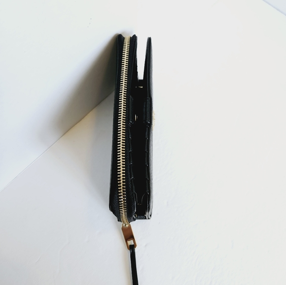 Juicy Couture Crossbody Vintage Wallet Black Leather Full Zip Mini Bag Snap - Picture 3 of 11